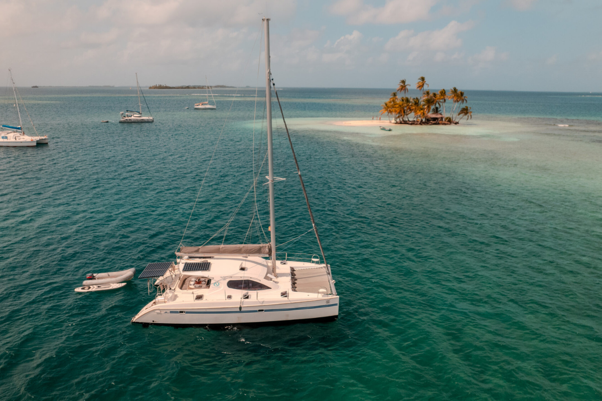 Kaya Catamaran