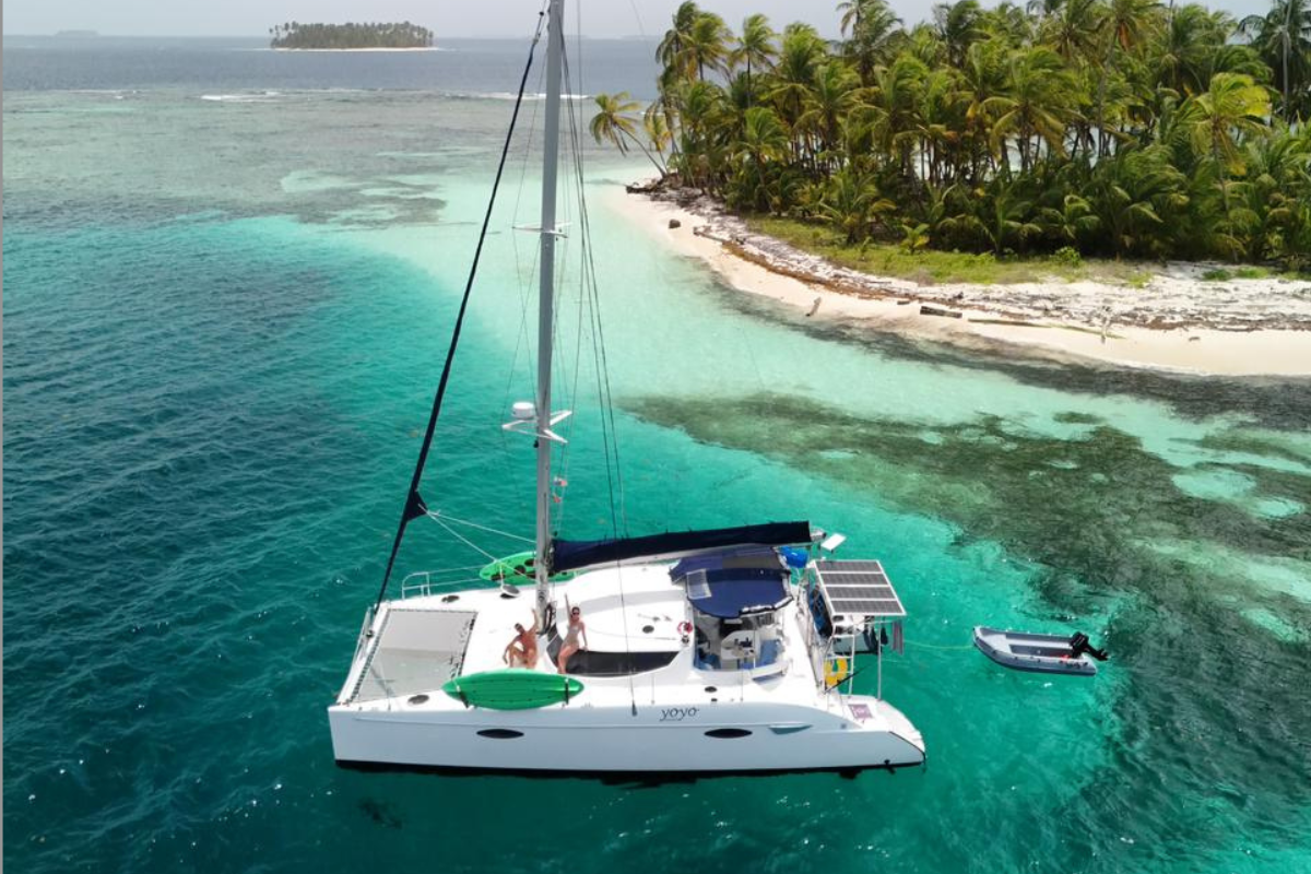 Catamarán YOYO