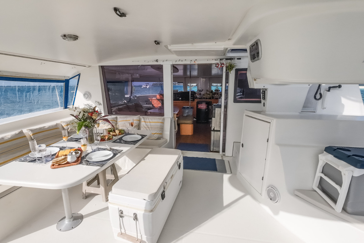 Zenith Deluxe Catamaran - Foto5