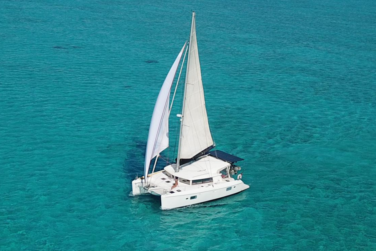 MBR (Lagoon 42 FT)