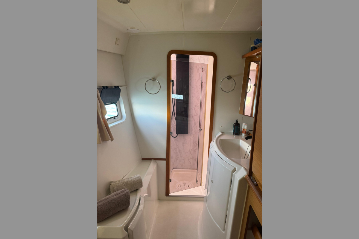 MBR (Lagoon 42 FT) - Foto7