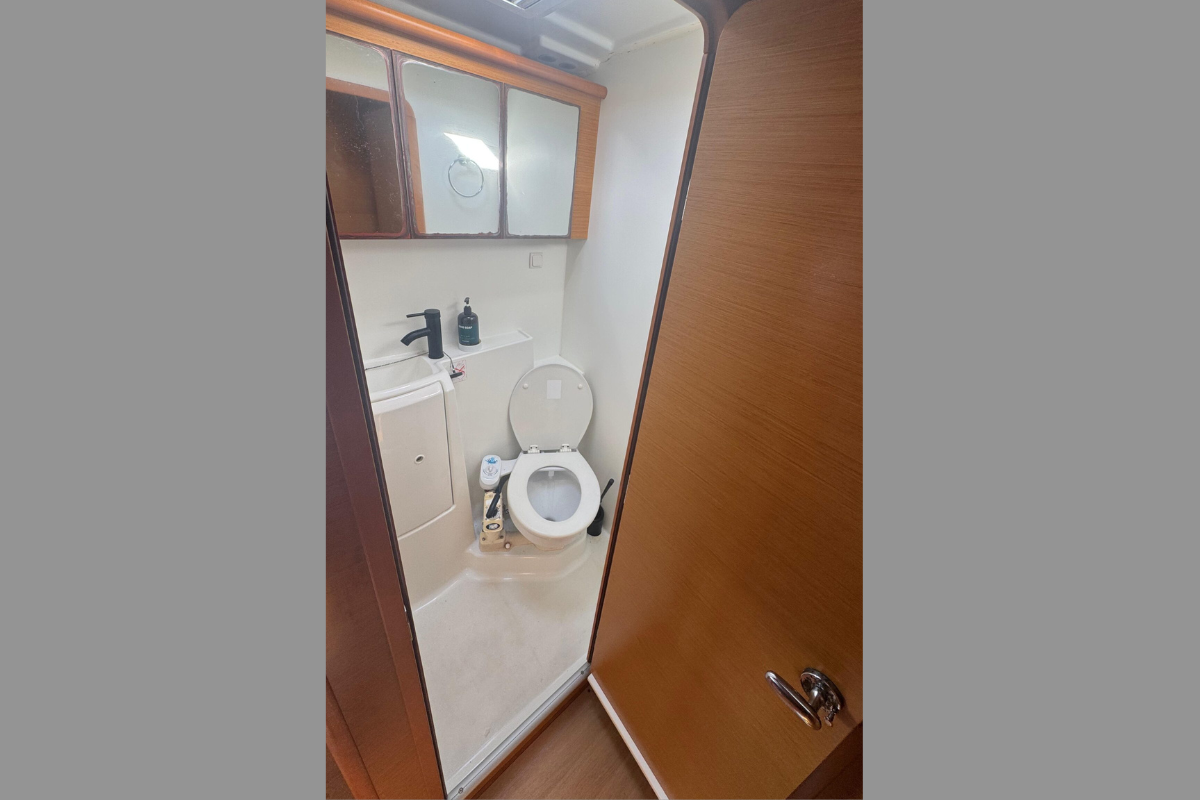 MBR (Lagoon 42 FT) - Foto8